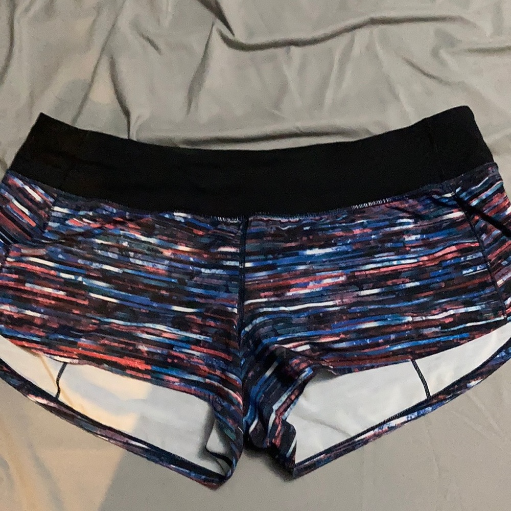 Lululemon shorts size 10
